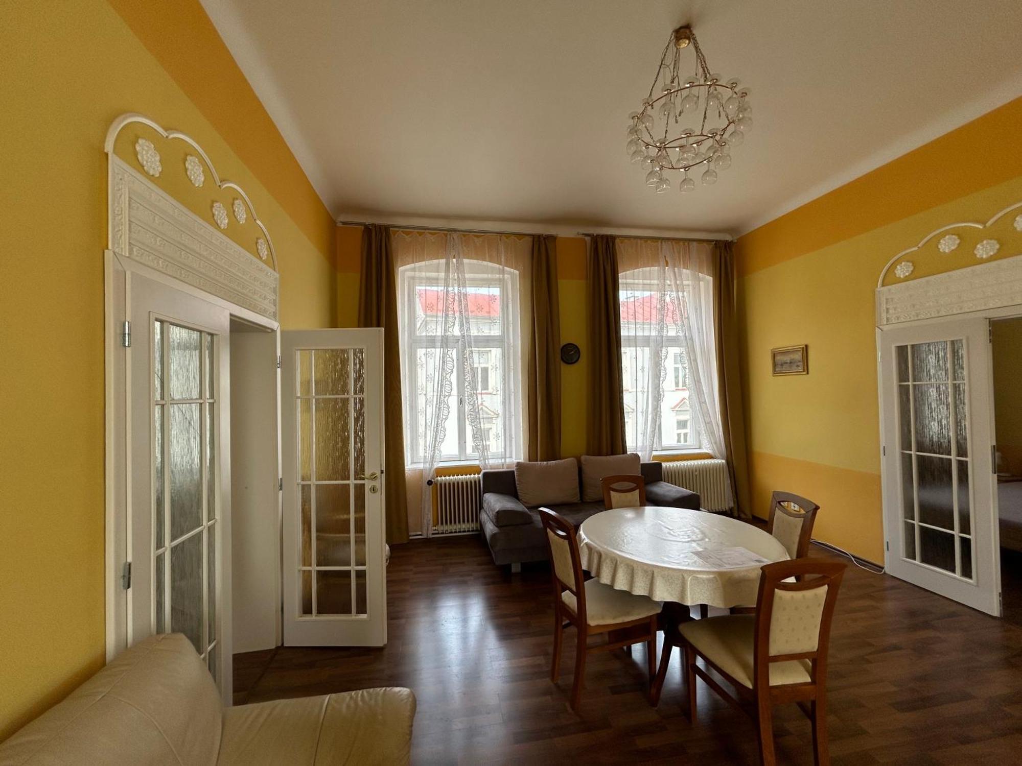 Schloss Ambras Mariánské Lázně Extérieur photo