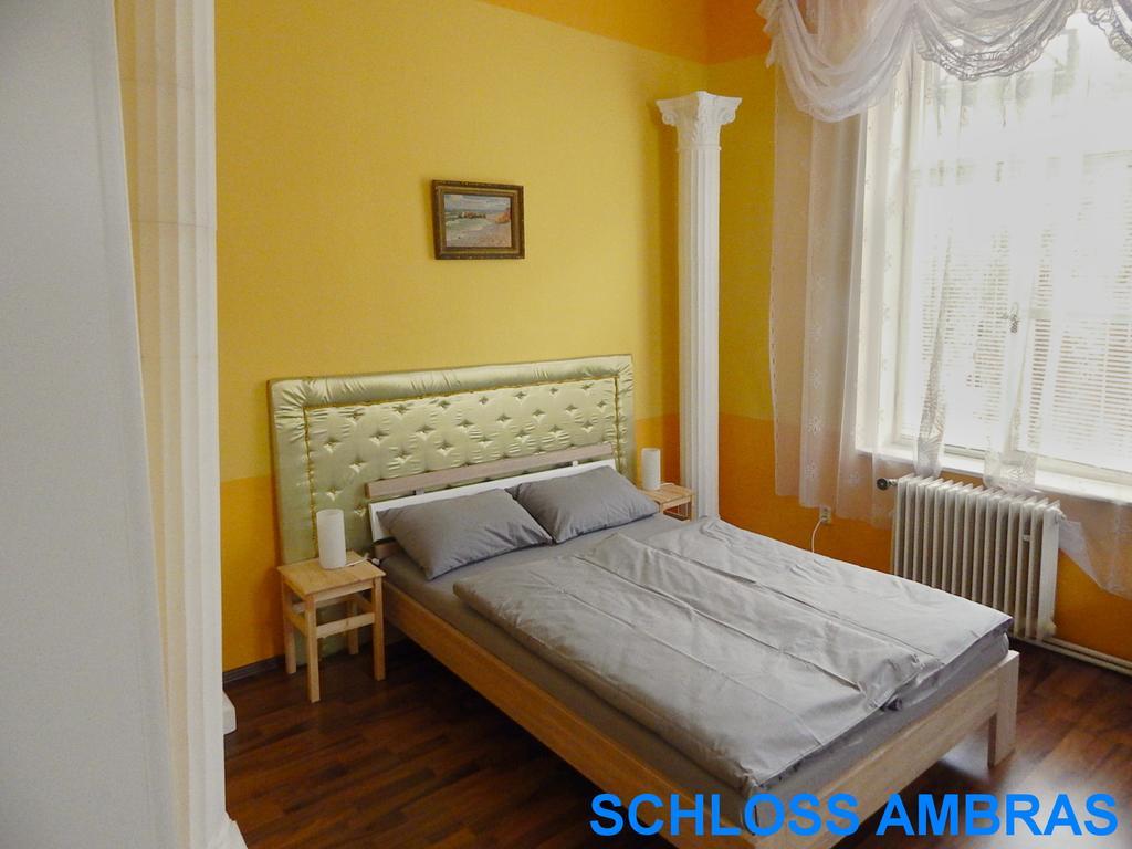 Schloss Ambras Mariánské Lázně Chambre photo